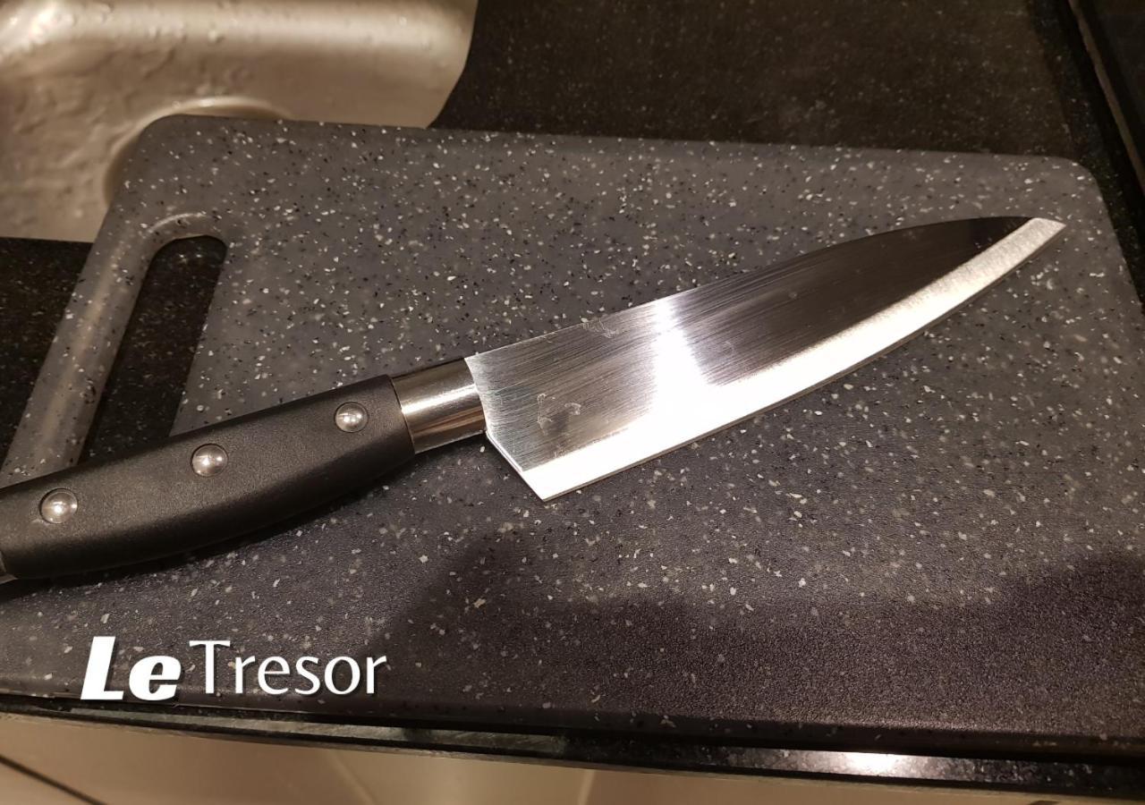 Le Tresor Benson At Supermal Pakuwon Apartment