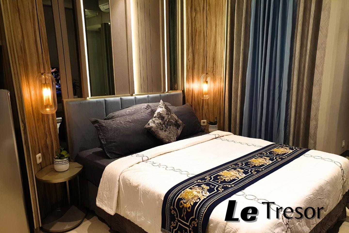 Le Tresor Benson At Supermal Pakuwon * Surabaya