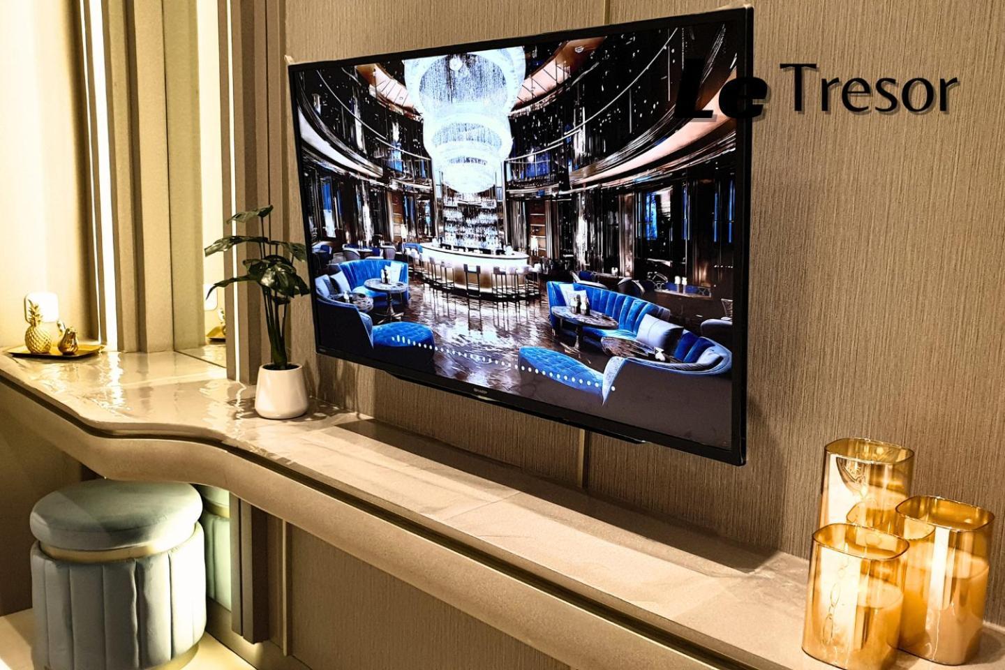 Le Tresor Benson At Supermal Pakuwon Apartment